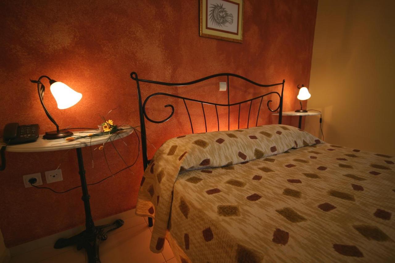 Efta Anemi - Benovias Aparthotel Karfás Esterno foto
